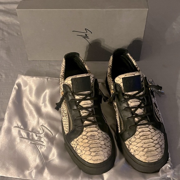 Giuseppe Zanotti Other - 🔥🔥GIUSEPPE ZANOTTI Python Leather Sneakers X Size : 10.5🔥🔥